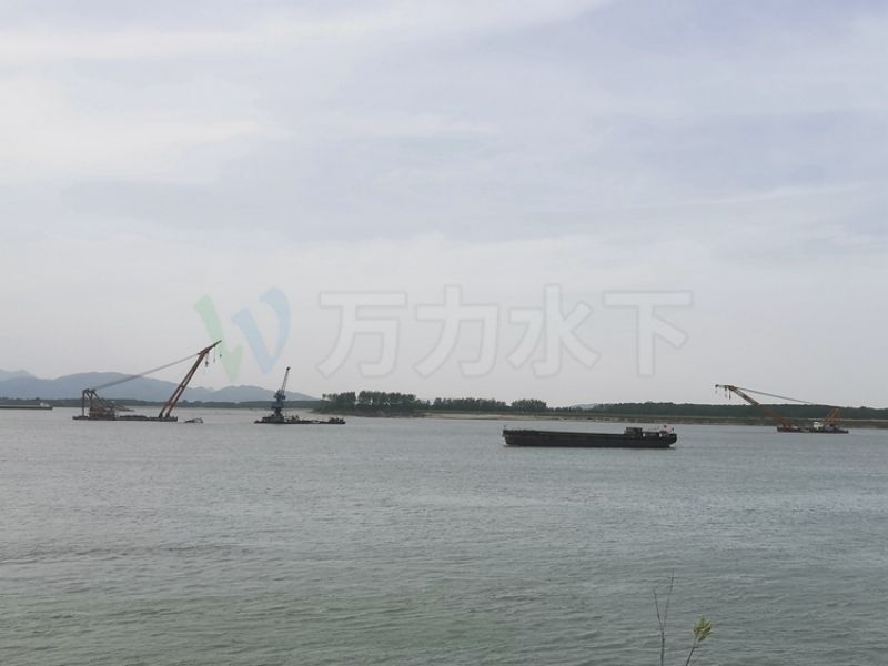 沉船打撈