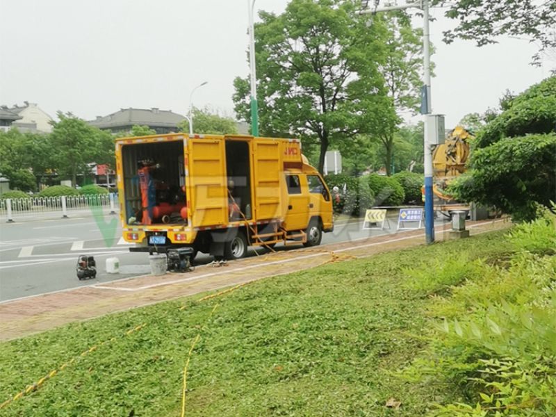 水下放氣囊